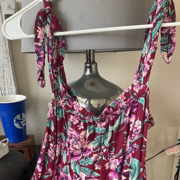 Flowy Tank Top American Eagle Size M - Picture 2 of 2